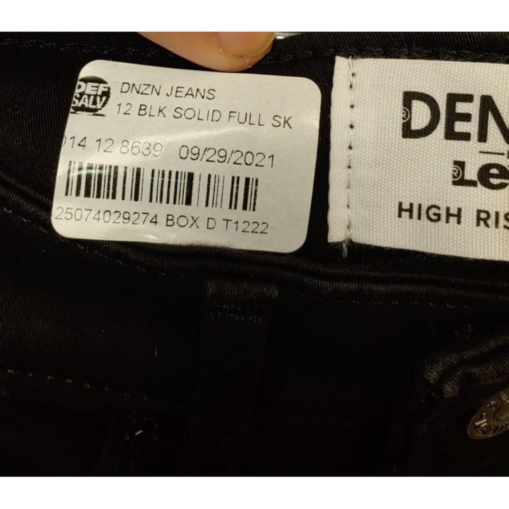 DENİZEN Levi's Women's High-Rise Skinny Jeans --Black - Picture 9 of 9